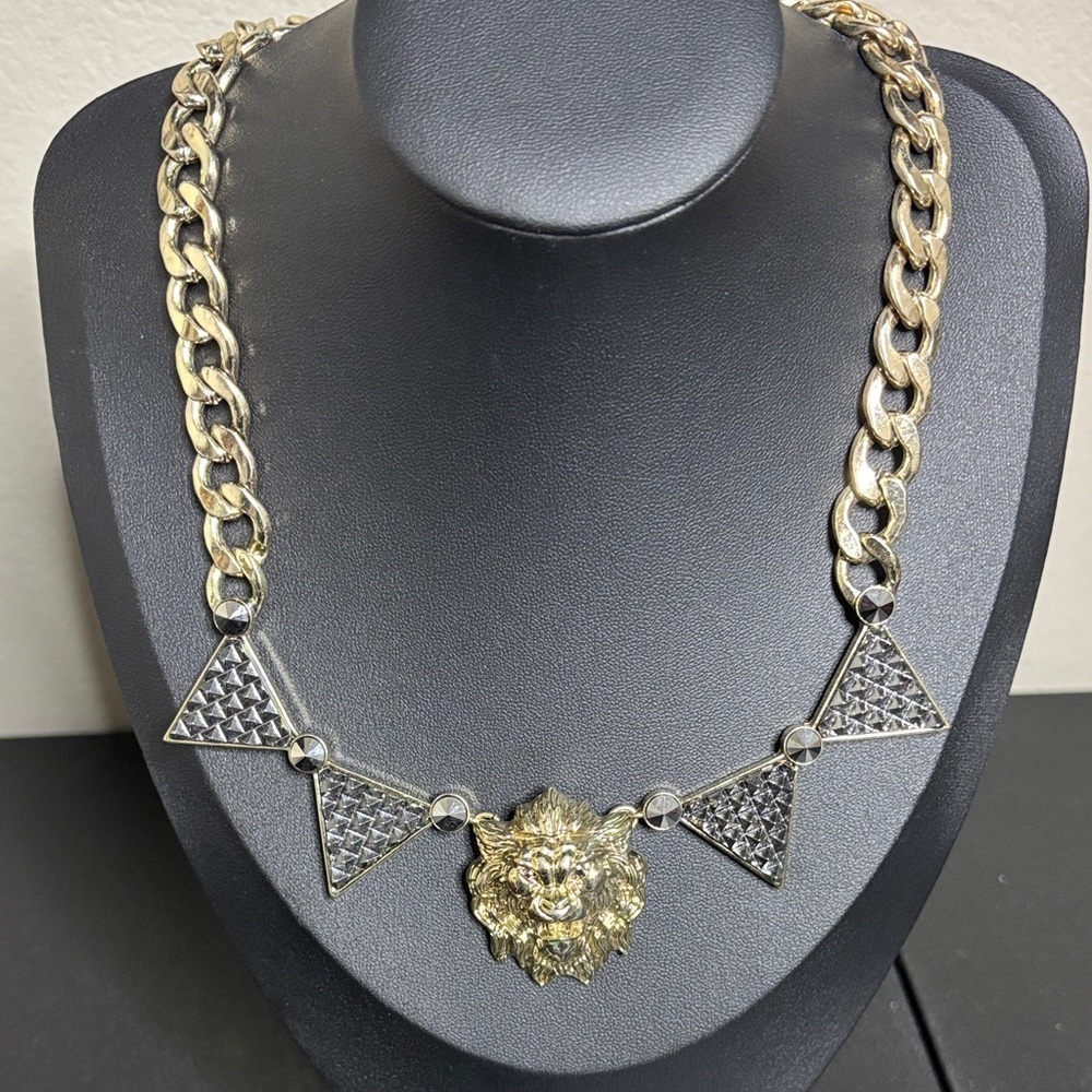 KATY PERRY ROAR CHARM NECKLACE LION HEAD TRIANGLES CHUNKY GOLD CHAIN PRISM